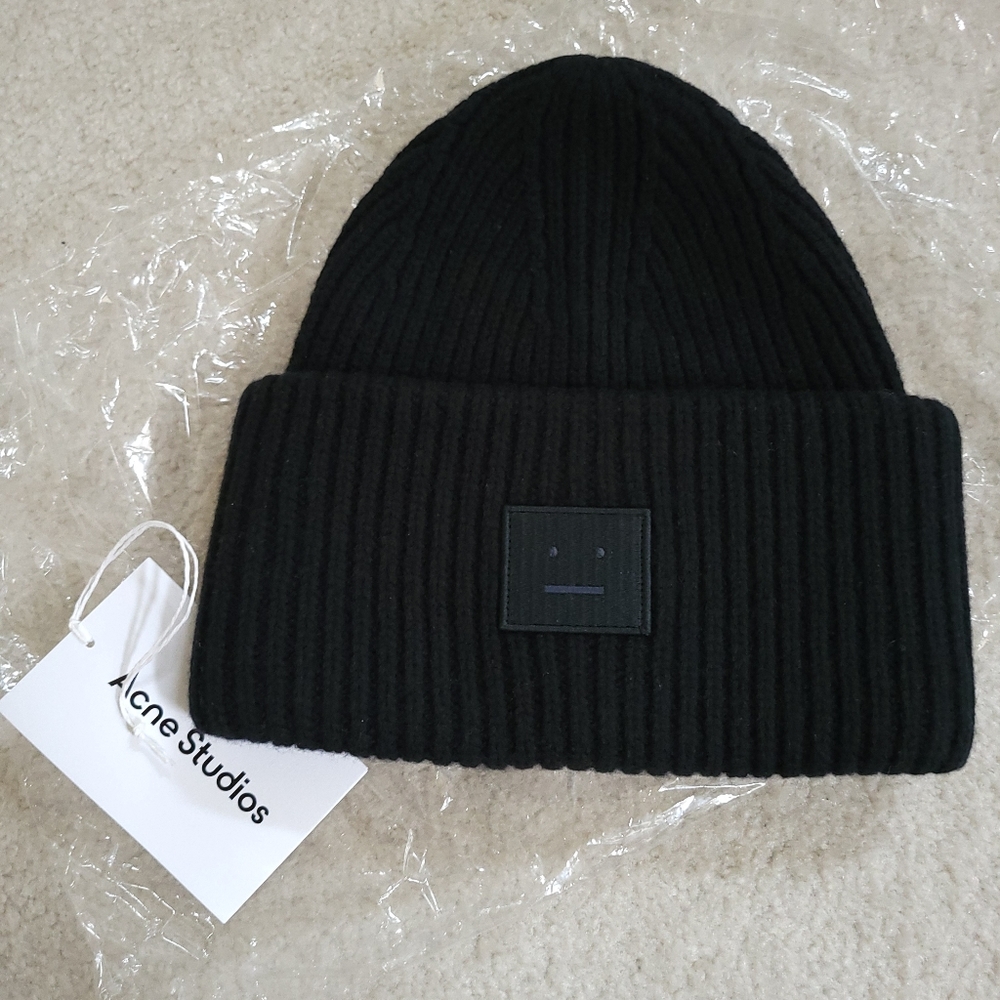 Acne Studios Large Face Logo Beanie - Black